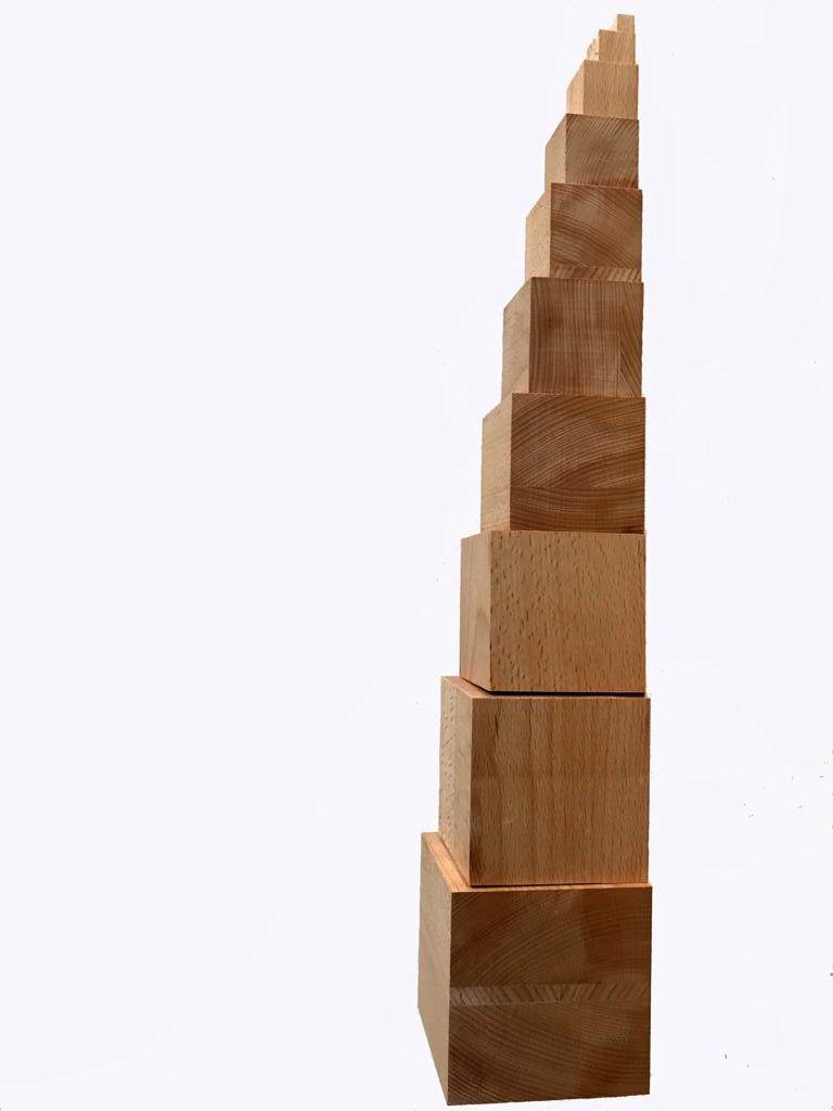 Torre Montessori madera de haya natural. Ukitu juguete
