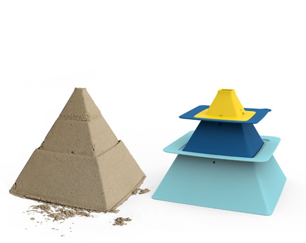 Moldes construcción pirámides. Para arena y nieve. Ukitu juguetes